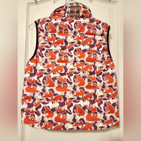 CANADA GOOSE Girls Polar Bear Print Vest - Picture 2 of 10